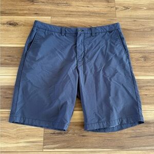 Travis Mathew Shorts size 38